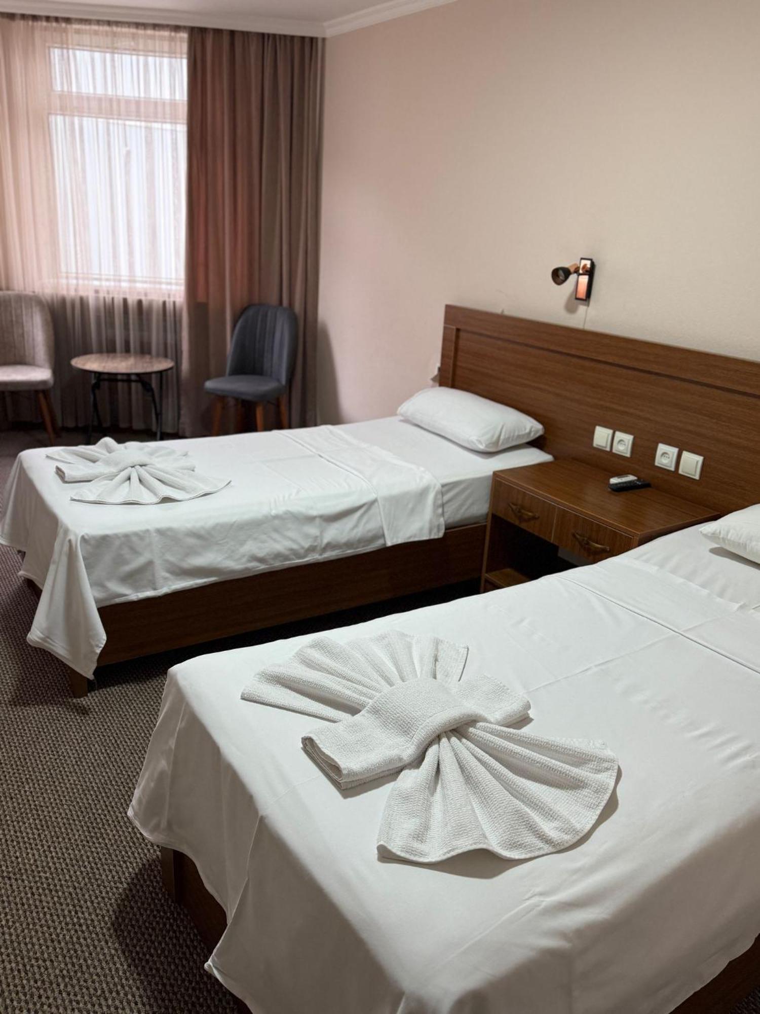 Hotel L Bakuri Batumi Zewnętrze zdjęcie